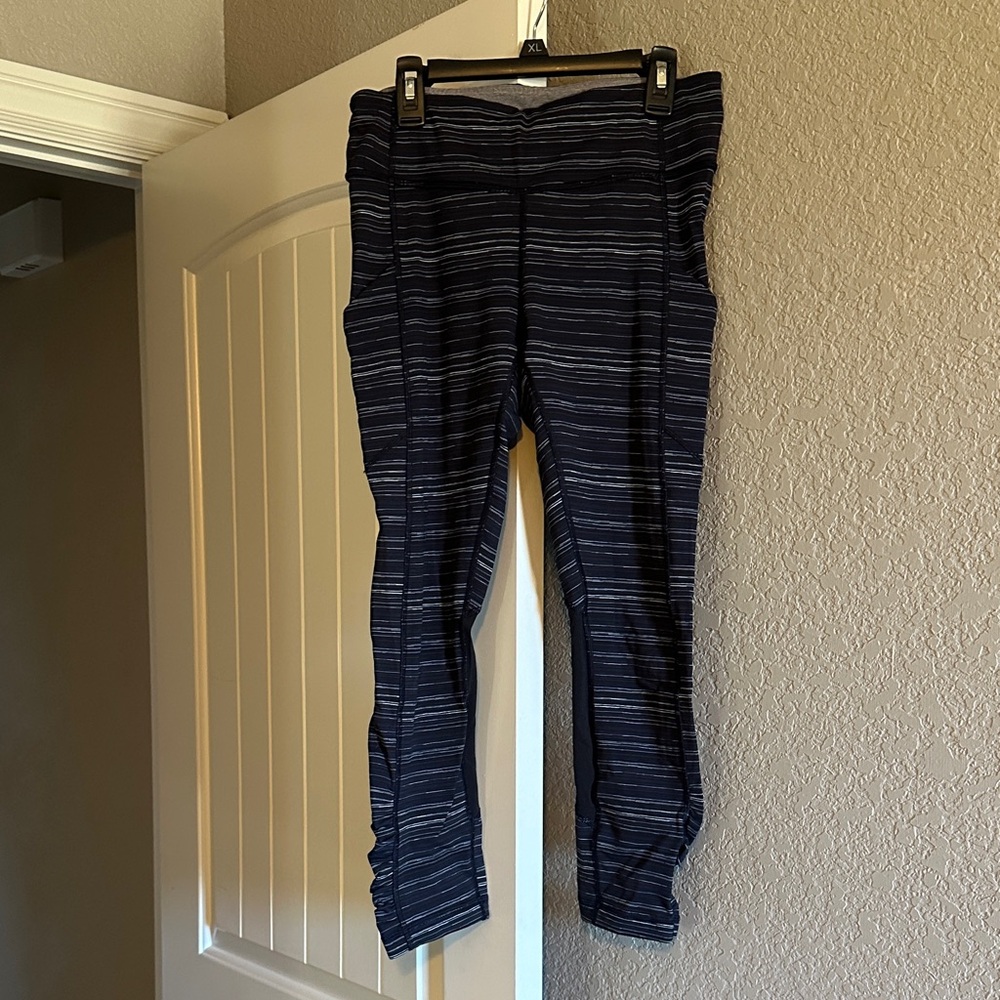 Lululemon yoga leggings, 3/4 length